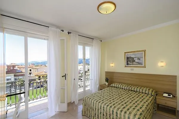 Hotel Nuovo Tirreno Lido di Camaiore