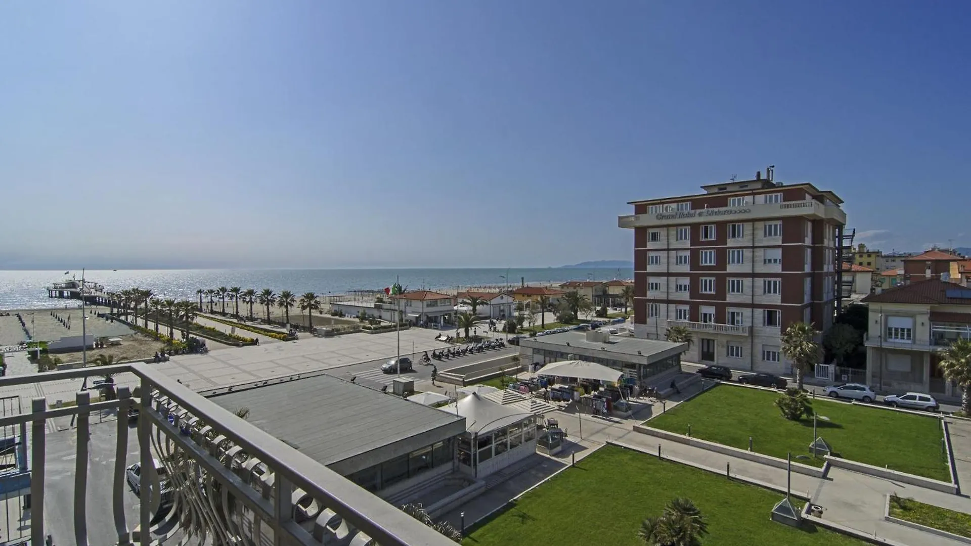 Hotel Nuovo Tirreno Lido di Camaiore
