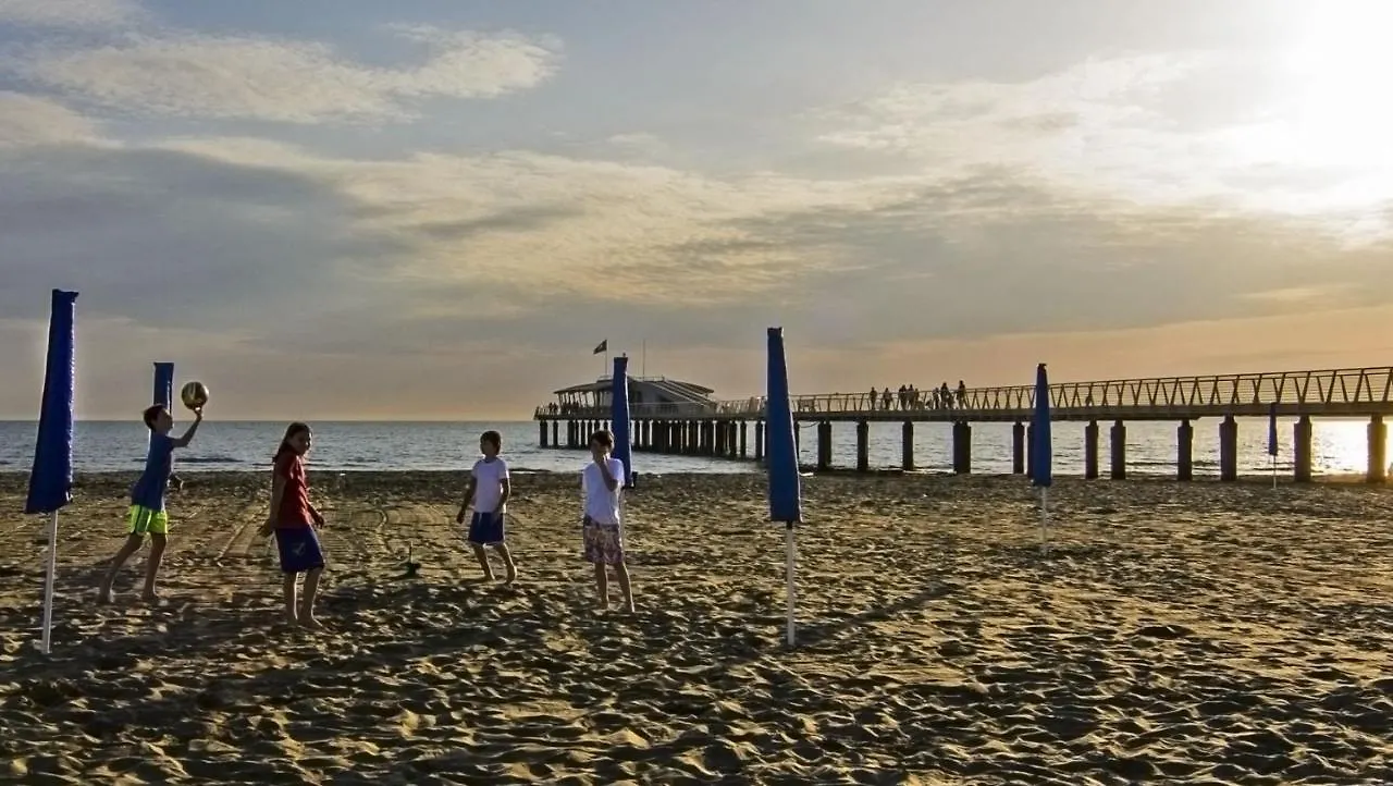 Hotel Nuovo Tirreno Lido di Camaiore