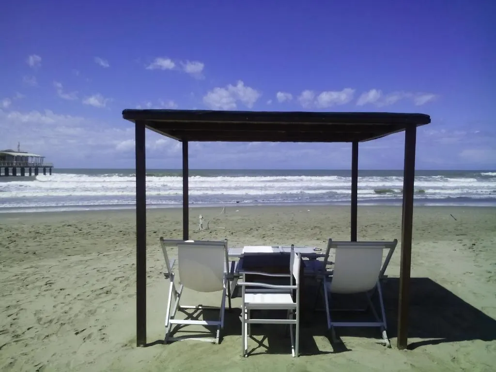 Hotel Nuovo Tirreno Lido di Camaiore