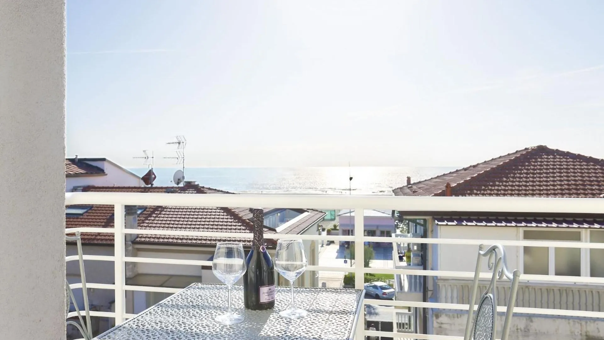 Hotel Nuovo Tirreno Lido di Camaiore