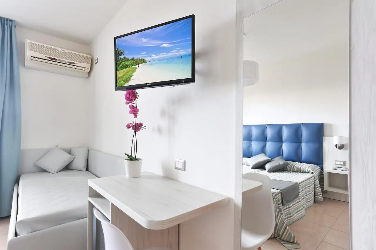 Hotel Nuovo Tirreno Lido di Camaiore