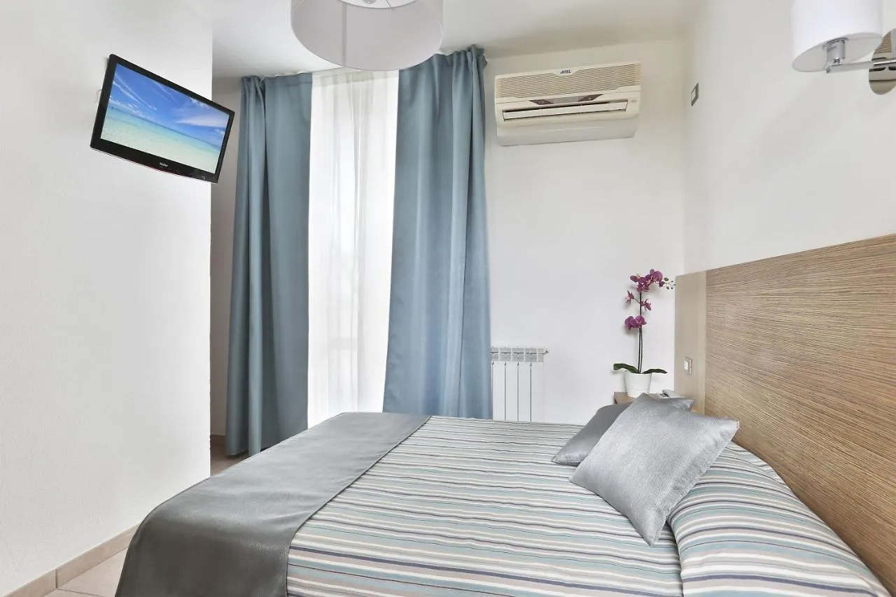 Hotel Nuovo Tirreno Lido di Camaiore